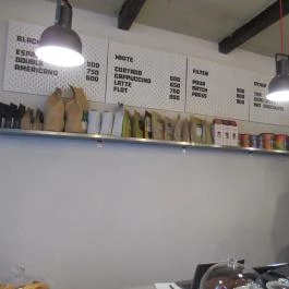 Fabrik Kávézó Budapest - Belső