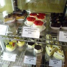 Fadrusz Cukrászda Budapest - Étel/ital