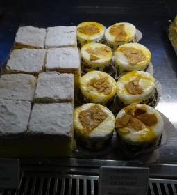 Fagylaltszalon és Cukrászda