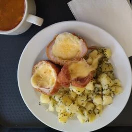 Faház Önkiszolgáló Étterem Budapest - Étel/ital