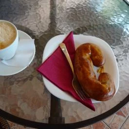 Fahéj Cukrászda & Pékség - Lobogó utca Budapest - Étel/ital