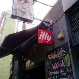 Fahéj Kávézó, Budapest - Külső kép