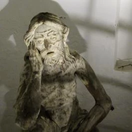 Fájdalmas Szűz-kápolna , Esztergom - Egyéb