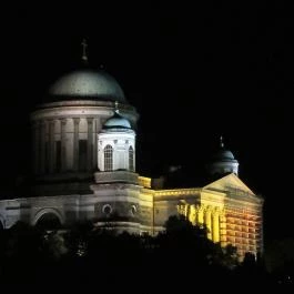 Fájdalmas Szűz-kápolna , Esztergom - Egyéb