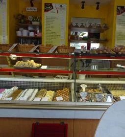 Falánk Fanny Cukrászda (Centrum)