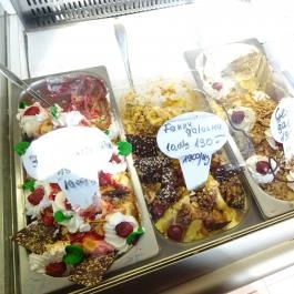 Falánk Fanny Cukrászda (Centrum) Miskolc - Étel/ital