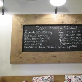 Falu Delikát Budapest - Belső