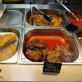 Falusi Falatozó Budapest - Étel/ital