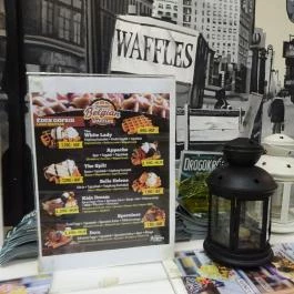 Famous Belgian Waffles - Teréz körút Budapest - Belső