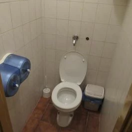 Fanyűvő Étterem, Budapest - Mosdó