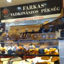 Farkas Vadkovászos Pékség - Csepeli Piac Budapest - Belső