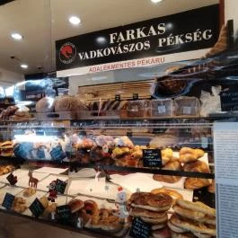 Farkas Vadkovászos Pékség - Csepeli Piac Budapest - Belső