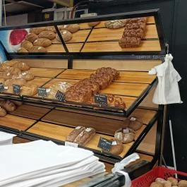 Farkas Vadkovászos Pékség - Lehel Csarnok Budapest - Étel/ital