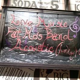 Fat Mo's Budapest - Egyéb