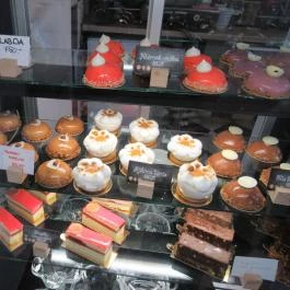 Fazekas Cukrászda Budapest - Étel/ital