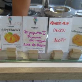 Fazekas Cukrászda Budapest - Étel/ital