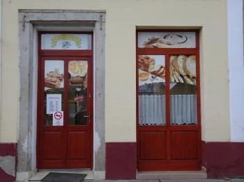 Fazekas Pékség Vác