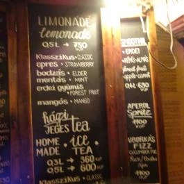 Fecske Presszó Budapest - Belső