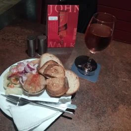 Gyűrű Pub & Podium, Budapest - Étel/ital