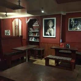Gyűrű Pub & Podium, Budapest - Belső