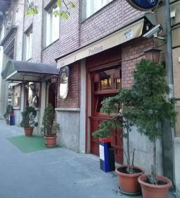 Gyűrű Pub & Podium