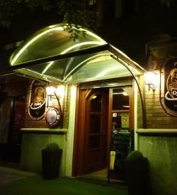 Gyűrű Pub & Podium