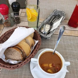 Fehér Rózsa Fogadó étterme, Sopron - Étel/ital