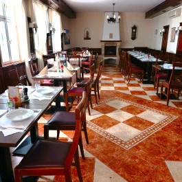 Fehér Rózsa Fogadó étterme, Sopron - Belső