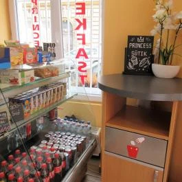 Fehér Rózsa Kávézó Budapest - Belső