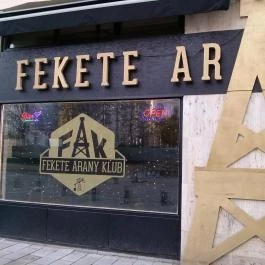 Fekete Arany Klub - FAK Budapest - Külső kép