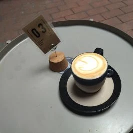 Fekete, Budapest - Étel/ital