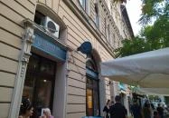 Fekete Delfin Bár & Kávézó Budapest