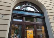 Fekete Delfin Bár & Kávézó Budapest