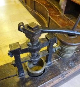 Fekete Sas Patikamúzeum