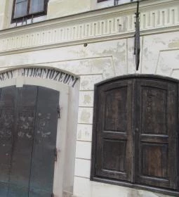 Fekete Szerecseny Patikamúzeum