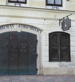 Fekete Szerecseny Patikamúzeum