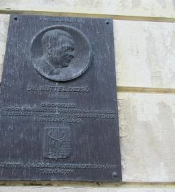 Fekete Szerecseny Patikamúzeum