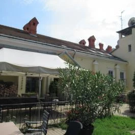 Fenyőharaszt Kastélyszálló, Verseg - Külső kép