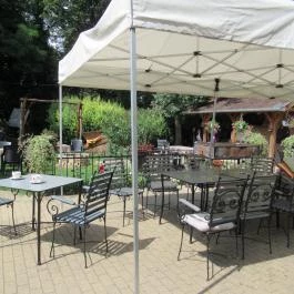 Fenyőharaszt Kastélyszálló étterme Verseg - Külső kép