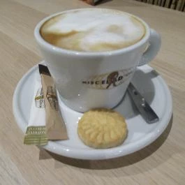 Feral Cafe Budapest - Étel/ital