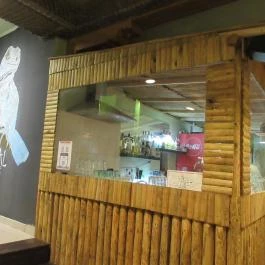 Feral Cafe Budapest - Belső