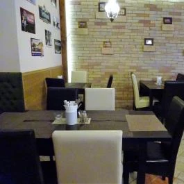 Ferdinánd Monarchia Cseh Sörház Budapest - Belső