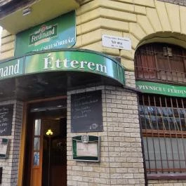 Ferdinánd Monarchia Cseh Sörház Budapest - Külső kép