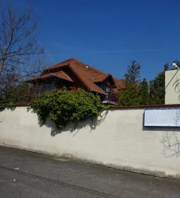 Festal Étterem és Hennessy Club