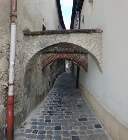 Festőköz