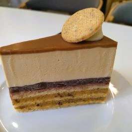 Fészek Cukrászda Budapest - Étel/ital