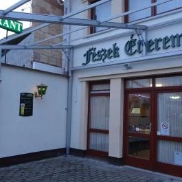 Fészek Étterem & Söröző, Mosonmagyaróvár - Külső kép