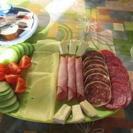 Fiáker Panzió, Miskolc - Vendéglátás