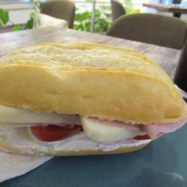 Ficak Bisztró Budapest - Étel/ital