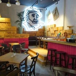 Fidel's Cabaret Budapest - Belső